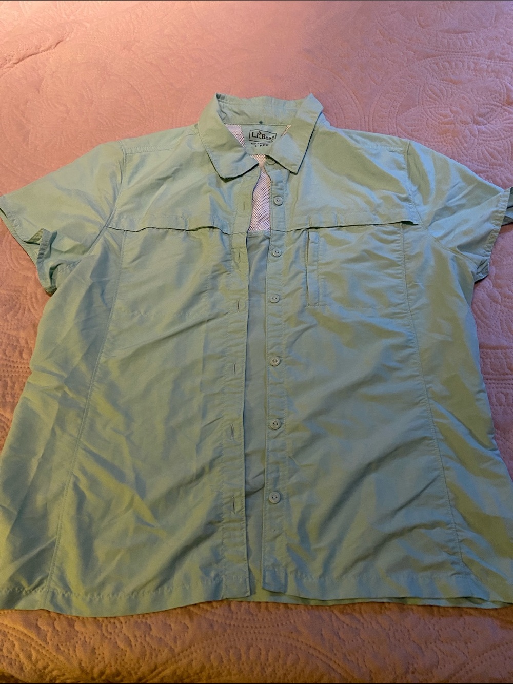 L.L. Bean Women's Short-Sleeve Button-Front Shirt in Pale Mint Green